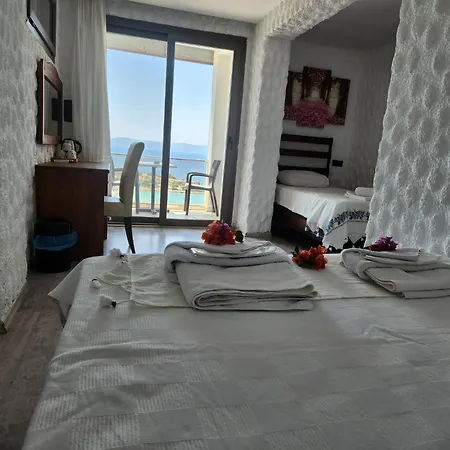Rastgeleakkumotel מלון 3*