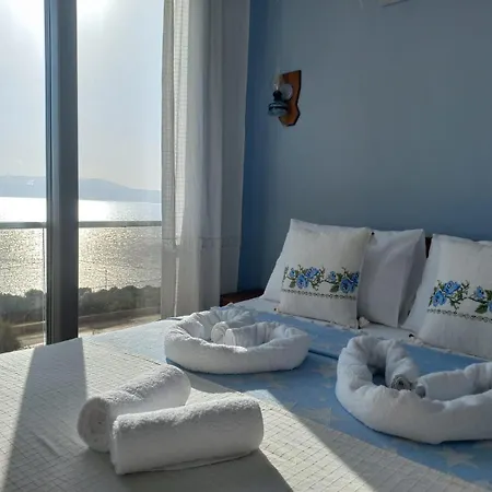 Rastgeleakkumotel 3* Seferihisar